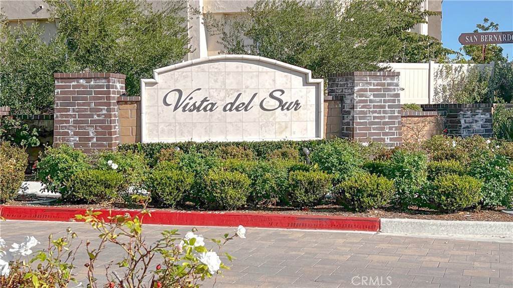 38. Townhouse for Sale at Chula Vista, CA 92154