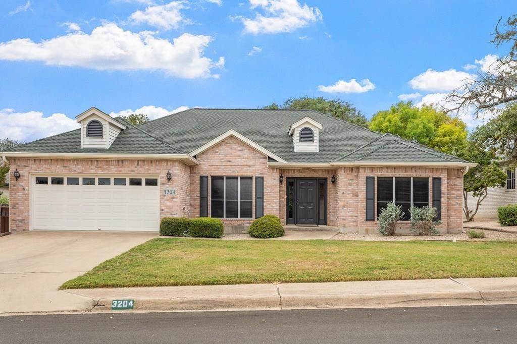 Single Family for Sale at Kerrville, TX 78028