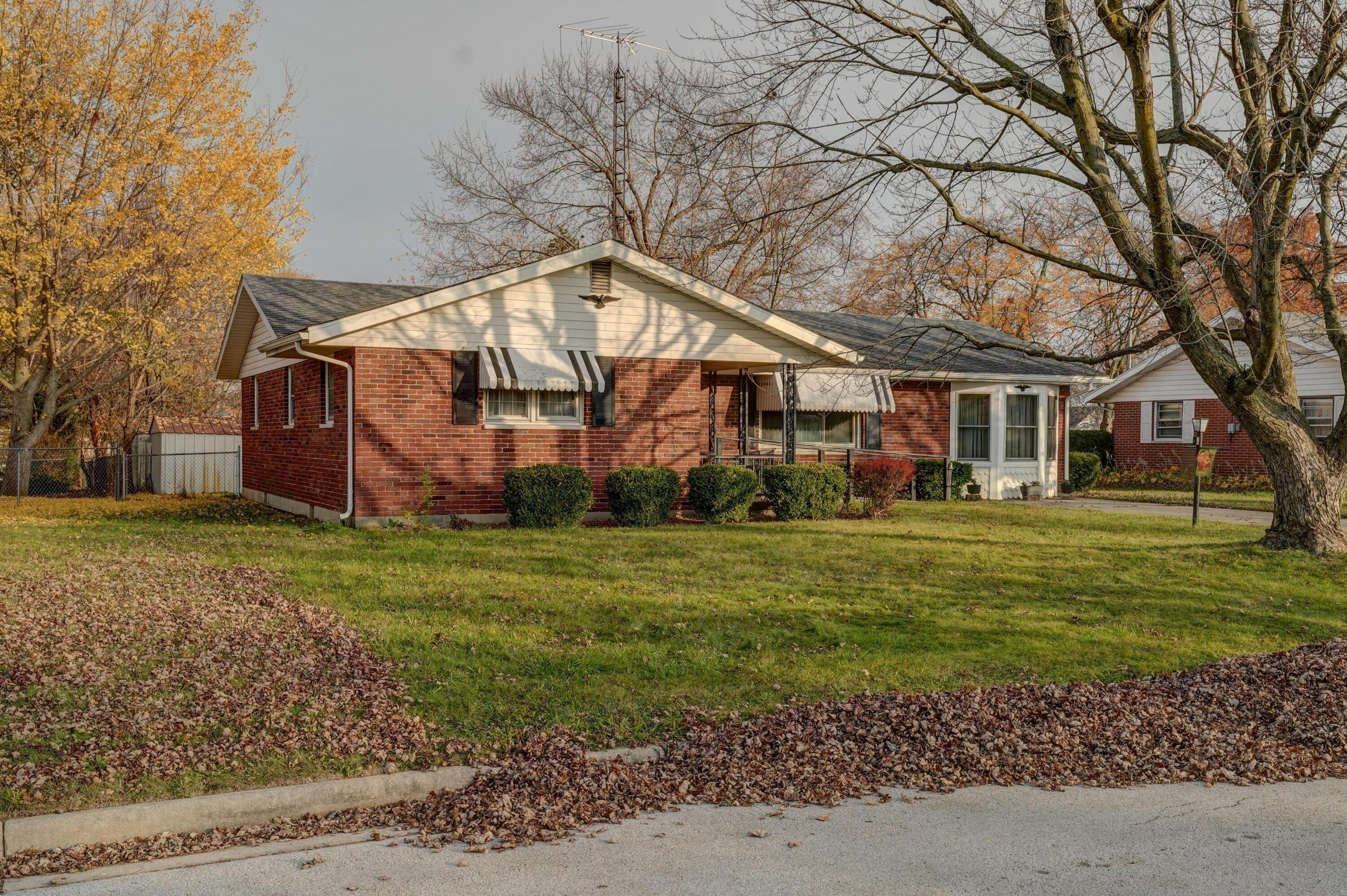 3. Single Family for Sale at Greenville, OH 45331