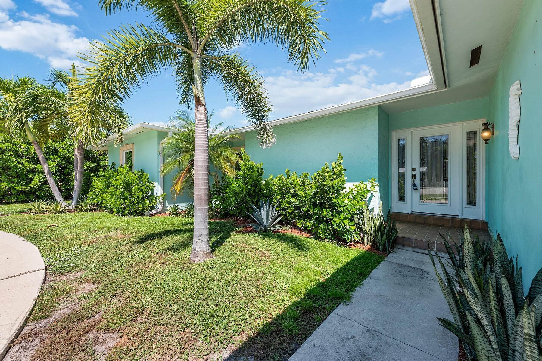 42. Single Family for Sale at Marco Island, FL 34145