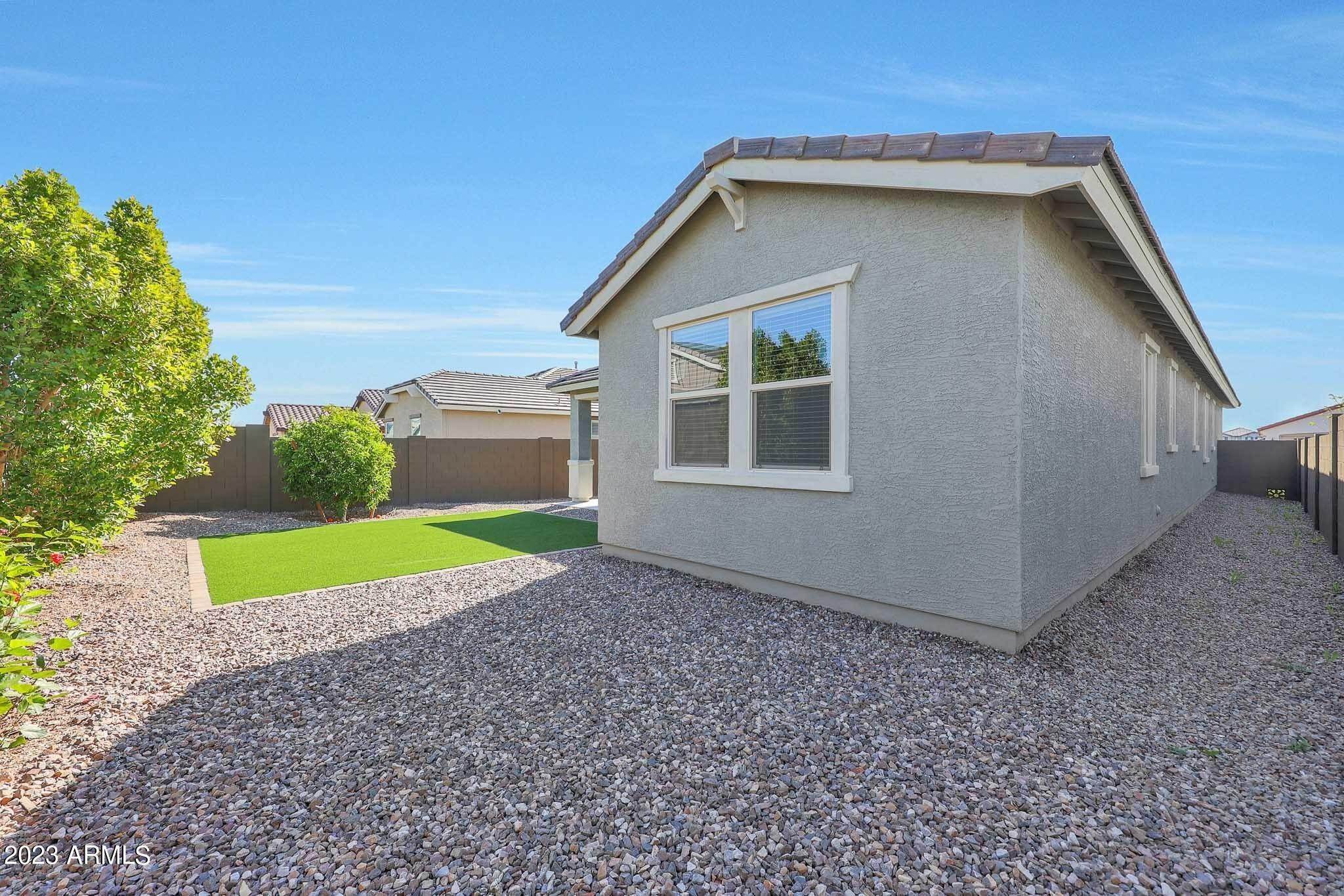 25. Single Family for Sale at Goodyear, AZ 85338