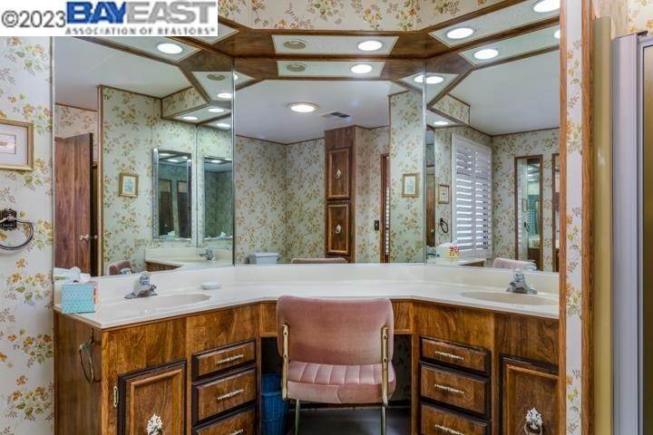 30. Mobile Home for Sale at Hayward, CA 94544