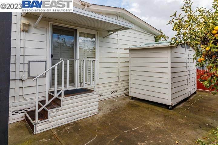 12. Mobile Home for Sale at Hayward, CA 94544
