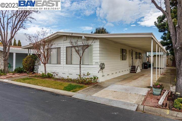 13. Mobile Home for Sale at Hayward, CA 94544