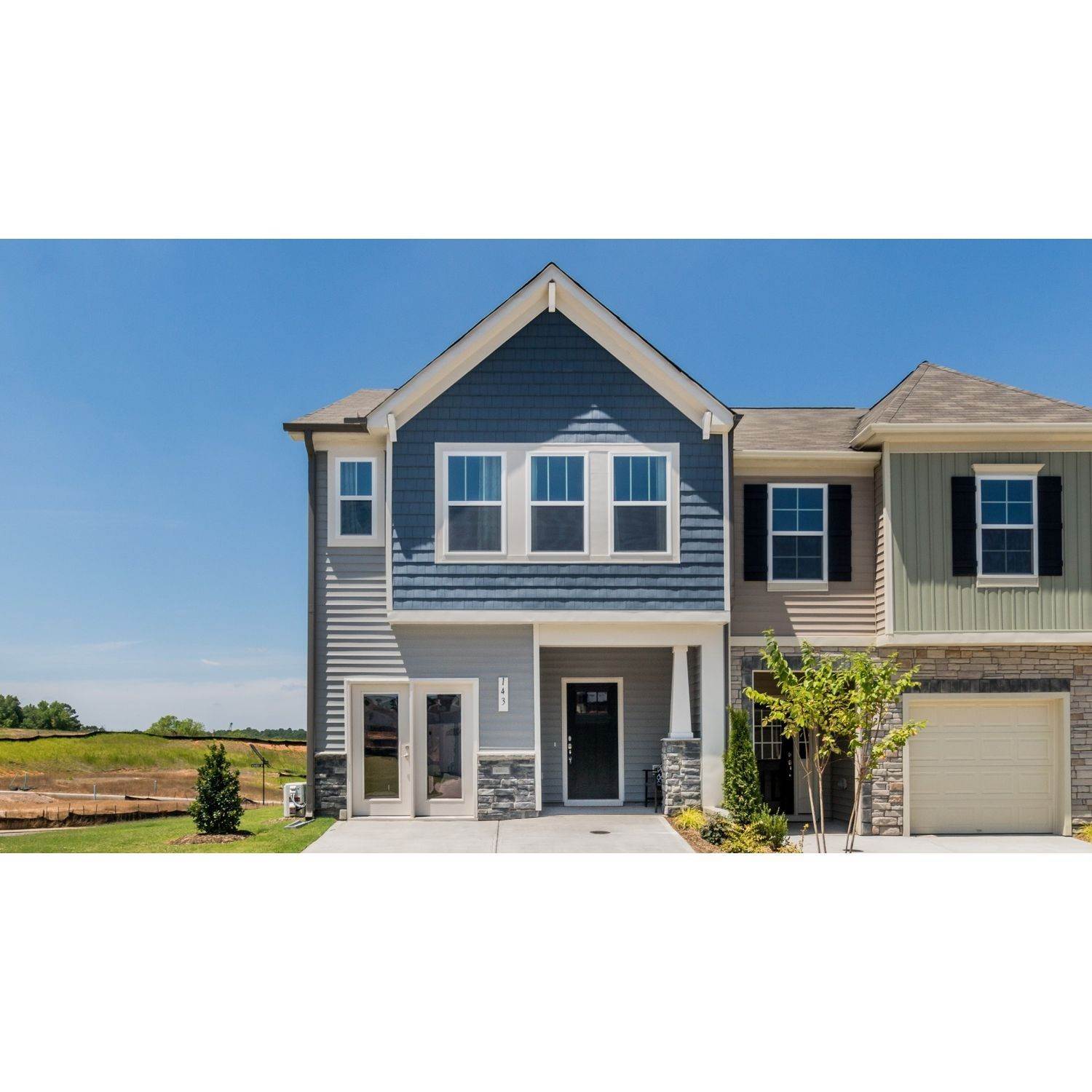 1133 Chalybeate Springs Road, Angier, NC 27501에 Spring Village Townhomes 건물