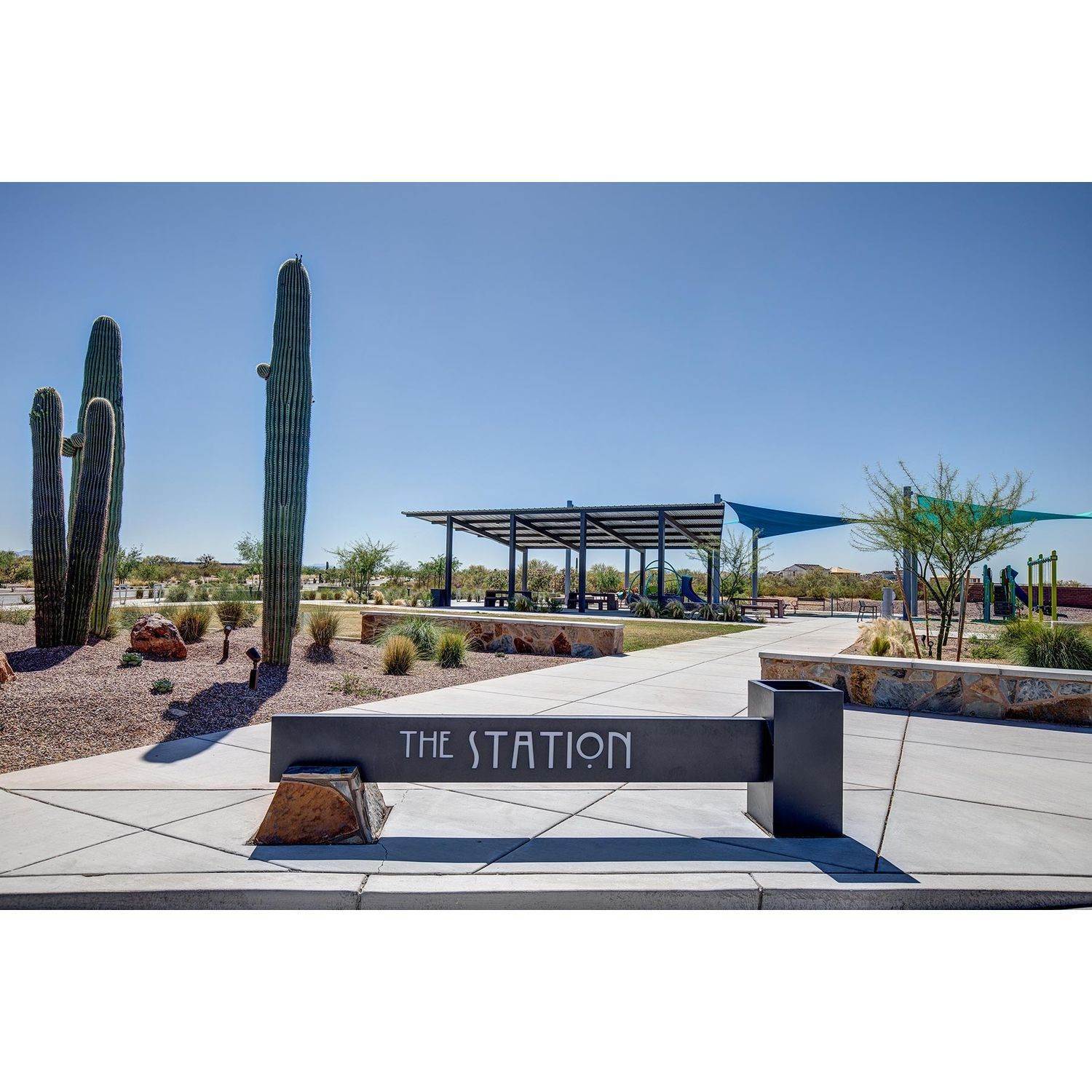 6. Saguaro Trails κτίριο σε 10240 E Lone Cactus Trail, Tucson, AZ 85747