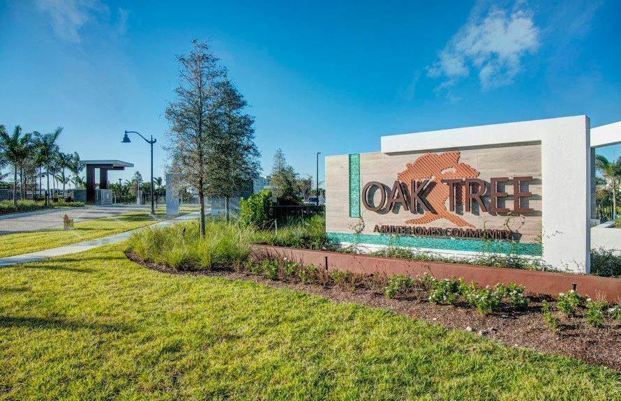 4. Oak Tree edificio en 2325 Rollingwood Court, Oakland Park, FL 33309