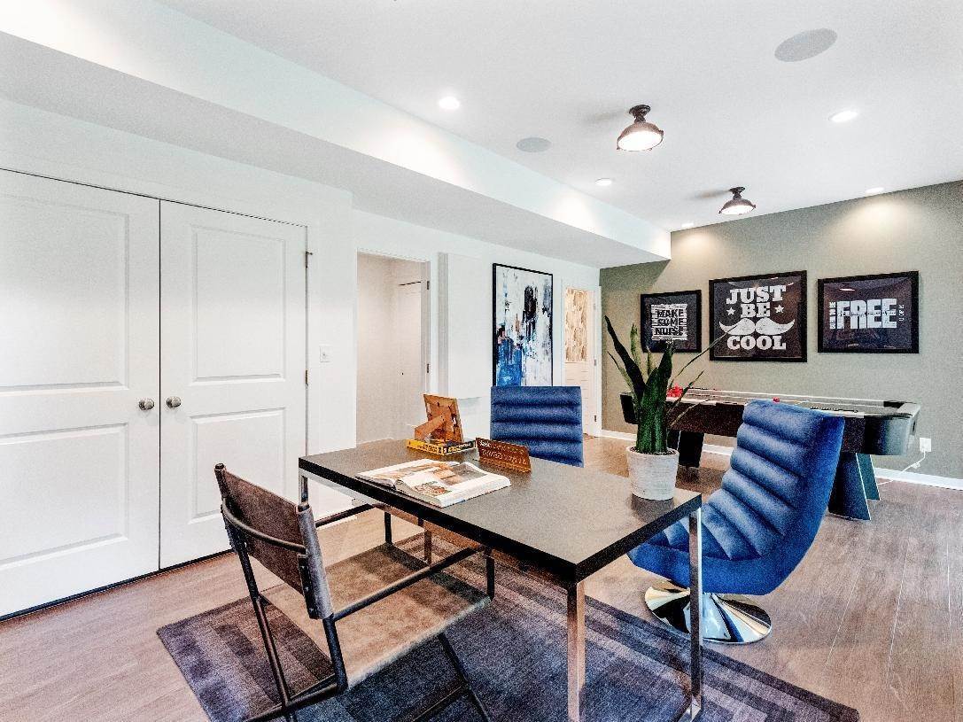 North Oaks of Ann Arbor - The Townhome Collection здание в 3231 Ardley Ave, Ann Arbor, MI 48105