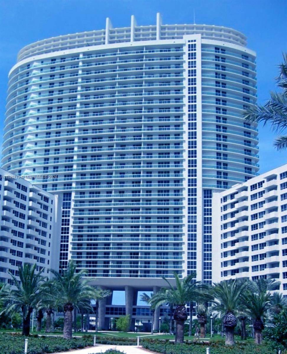 Condominium voor Verkoop op West Avenue, Miami Beach, FL 33139