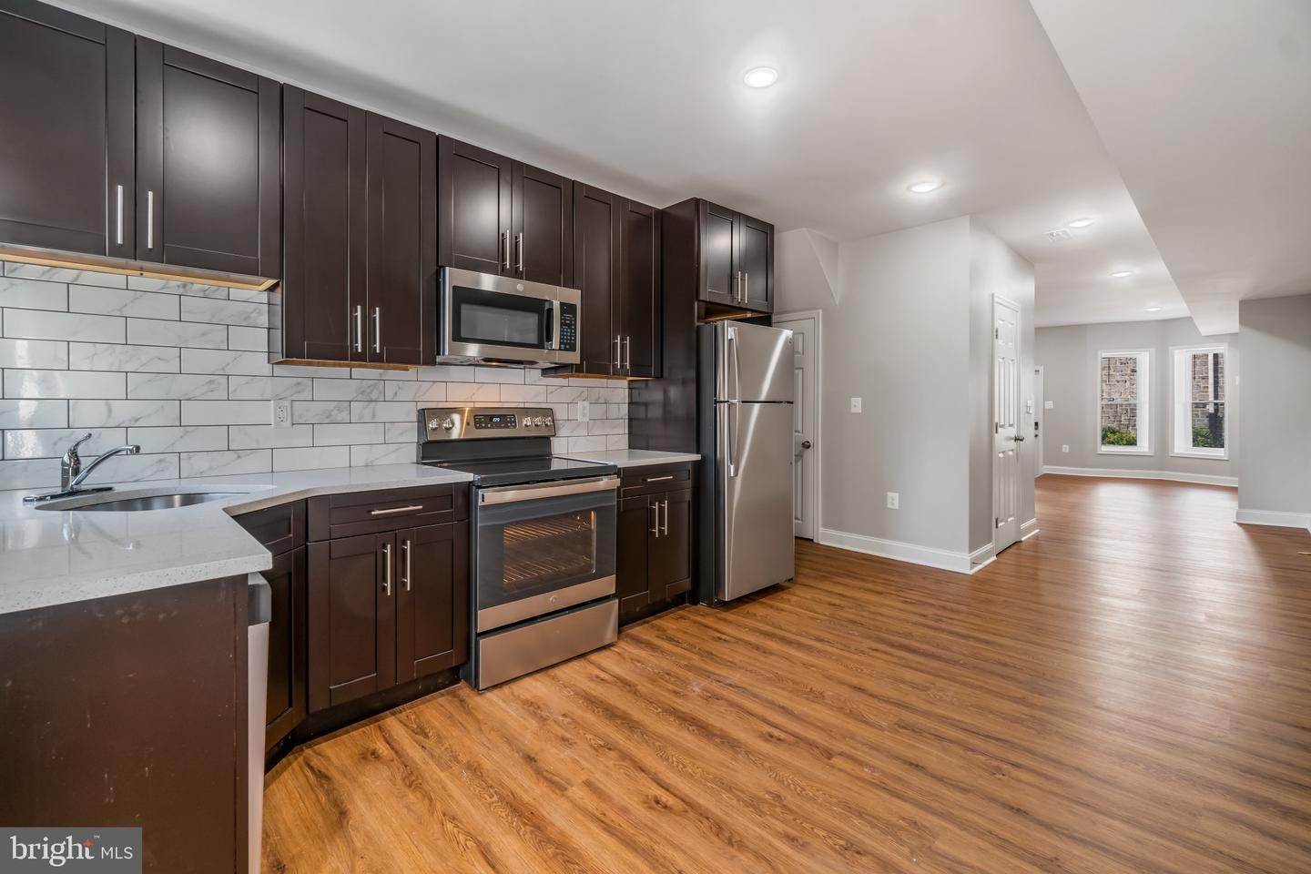 Condo / Townhouse at Baltimore, MD 21216