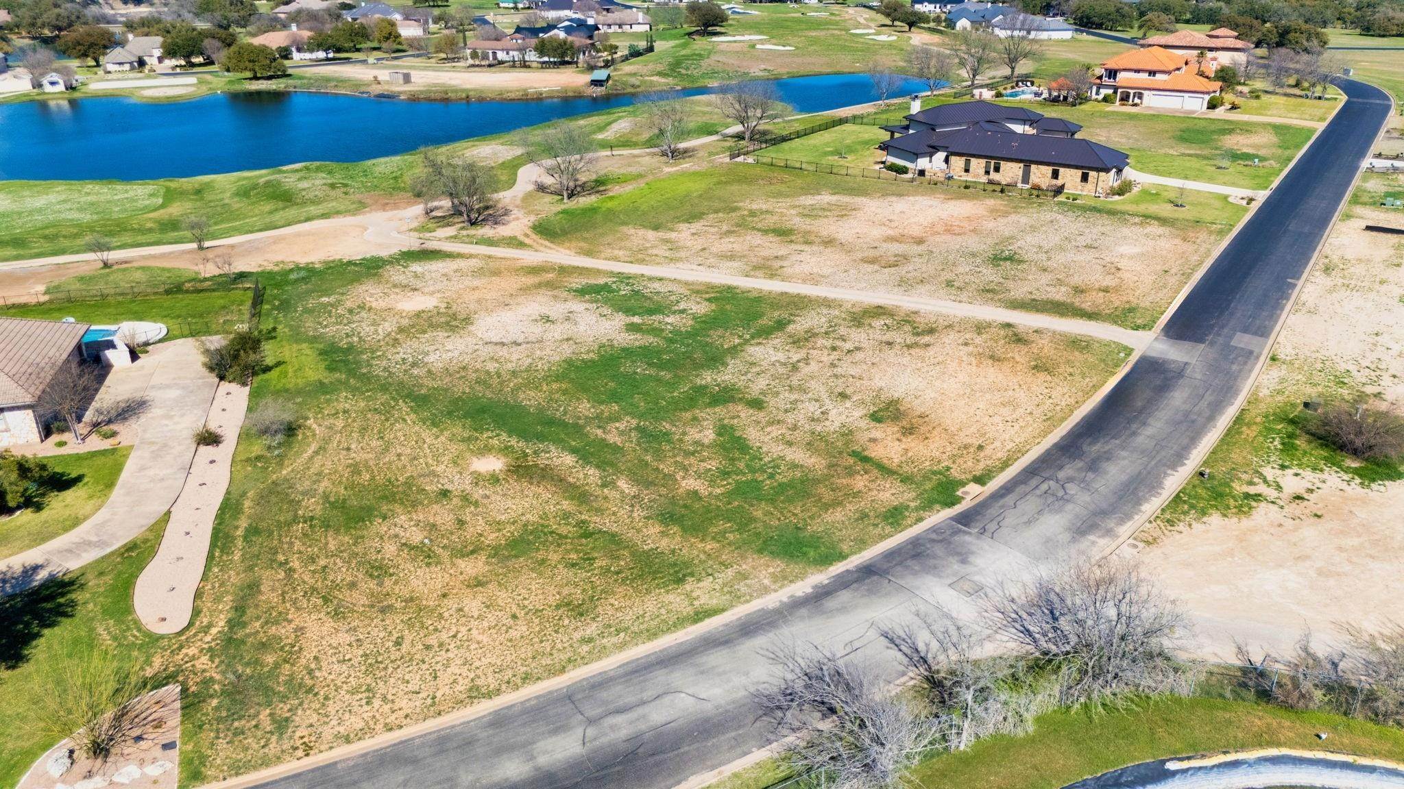 土地,用地 为 销售 在 斯帕斯伍德, TX 78669