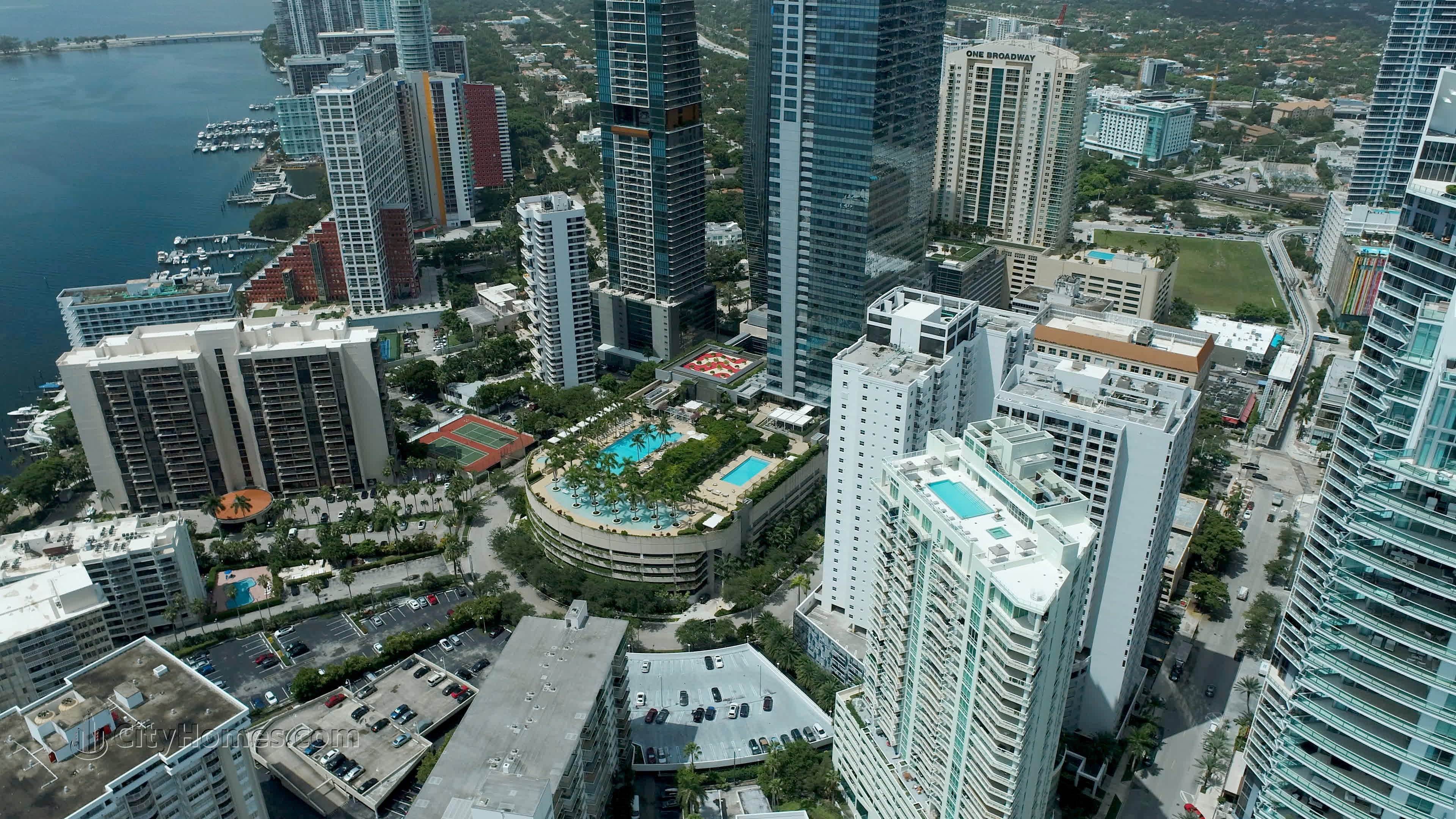 2. Four Seasons Condo Hotel building at 1435 Brickell Avenue, Brickell, Miami, FL 33131