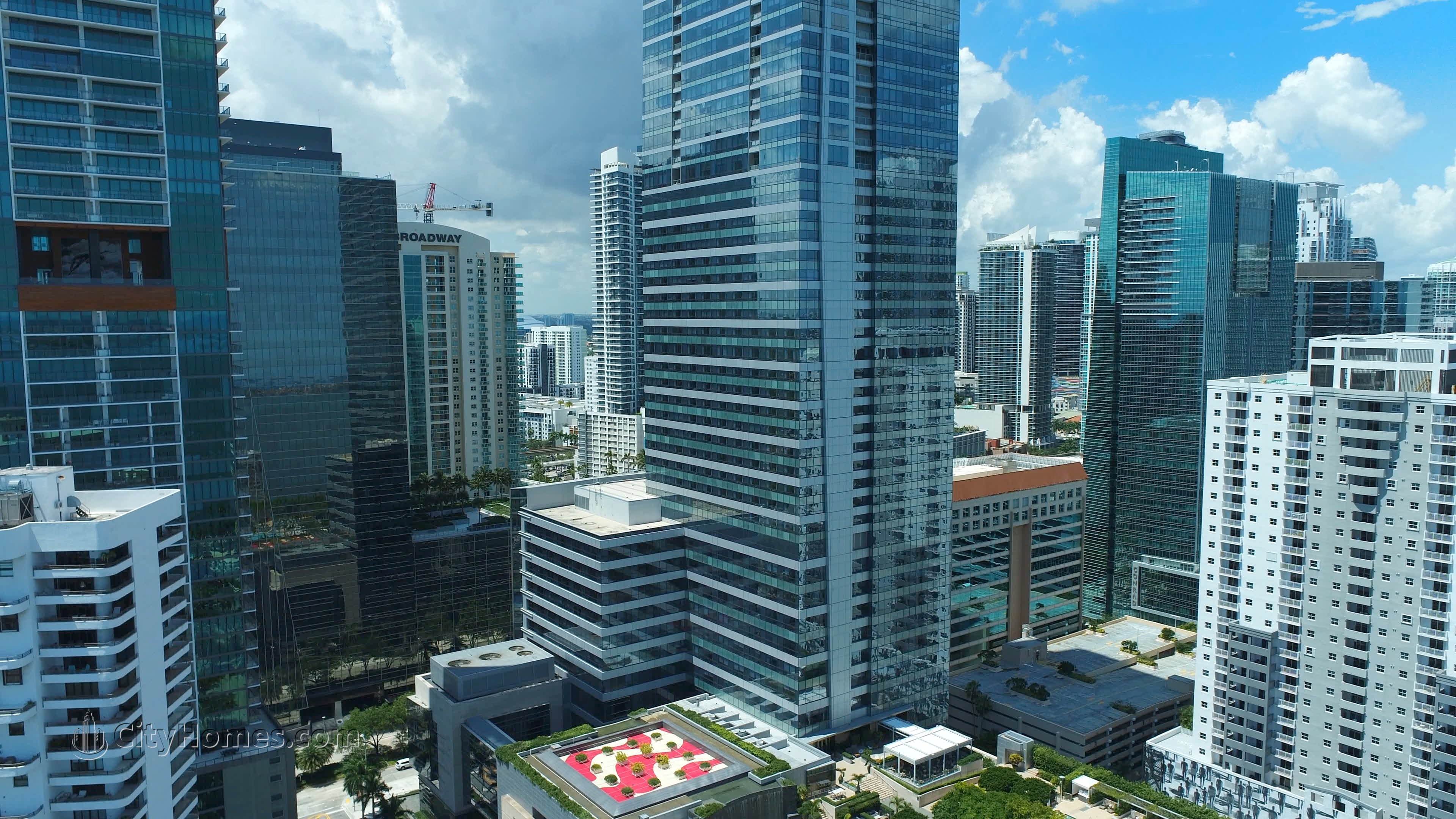 5. Four Seasons Condo Hotel building at 1435 Brickell Avenue, Brickell, Miami, FL 33131