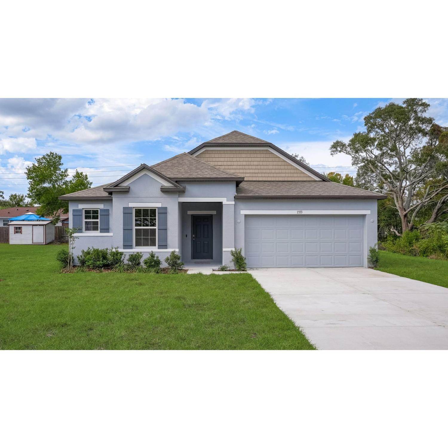 building at 14055 Spring Hill Drive, Spring Hill, FL 34609