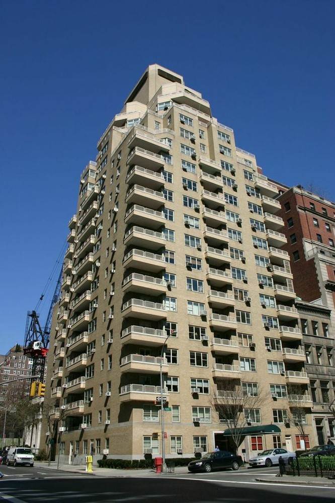 building at 40 Park Avenue, Murray Hill, Manhattan, NY 10016