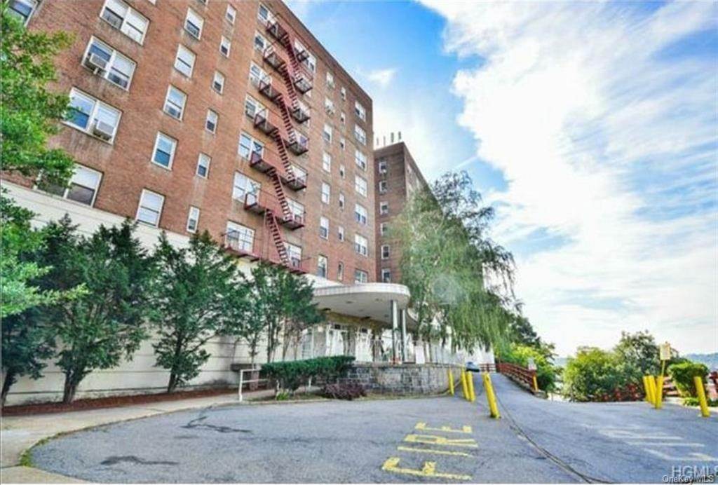 Single Family for Sale at Fordham Manor, Bronx, NY 10463