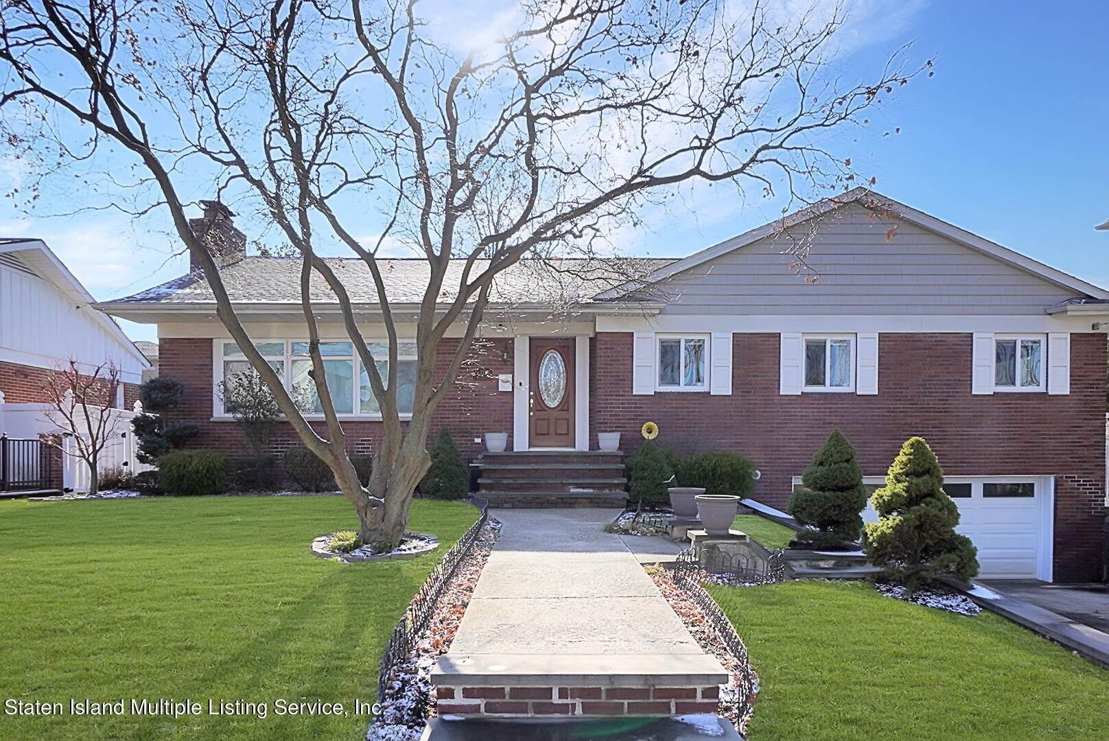 Single Family for Sale at West Brighton, Staten Island, NY 10301