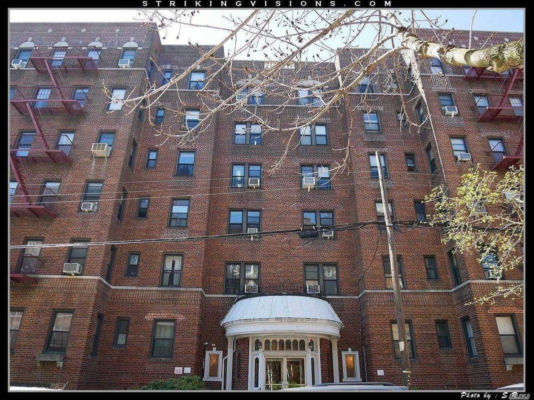 building at 65-38 Booth Street, Rego Park, Queens, NY 11374